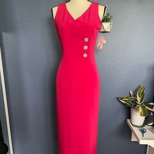 NEW! Fushia pink maxi dress with buttons at the waist - size 4 - Vintage